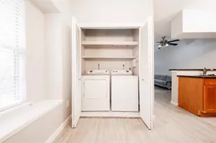 2626 Holly Hall St, Houston, TX 77054 - Photo 13