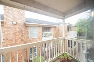 2626 Holly Hall St, Houston, TX 77054 - Photo 31