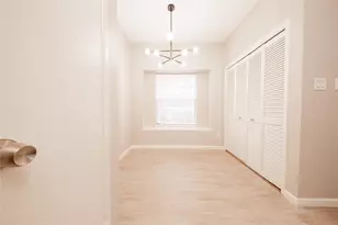 2626 Holly Hall St, Houston, TX 77054 - Photo 11