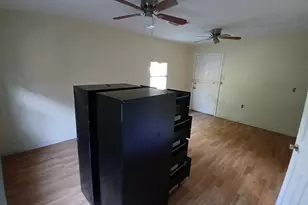 9402 Lomax St, Houston, TX 77093 - Photo 7