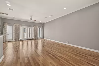 1107 Saint Charles Street, Houston, TX 77003 - Photo 9
