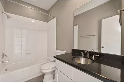 1107 Saint Charles Street, Houston, TX 77003 - Photo 7