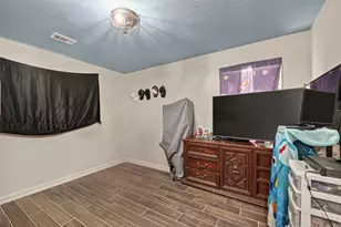 810 Creager St, Houston, TX 77034 - Photo 19