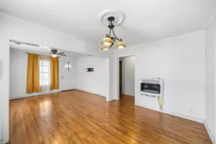 222 E James St, Baytown, TX 77520 - Photo 13