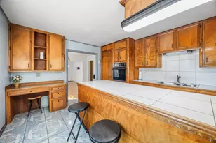 222 E James St, Baytown, TX 77520 - Photo 19