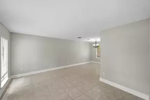 8130 Sunny Ridge Dr, Houston, TX 77095 - Photo 11