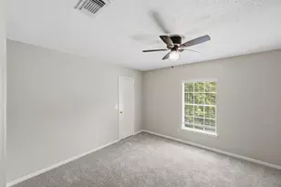 8130 Sunny Ridge Dr, Houston, TX 77095 - Photo 7
