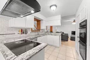 6103 Sunnygate Dr, Spring, TX 77373 - Photo 9