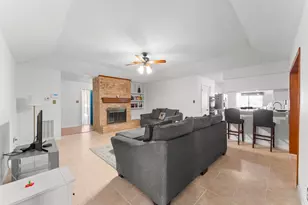 6103 Sunnygate Dr, Spring, TX 77373 - Photo 5