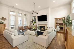 5229 Petty St, Houston, TX 77007 - Photo 1