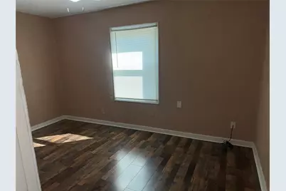 5425 Bataan Road, Houston, TX 77033 - Photo 9