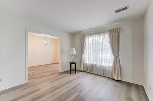 3334 Spring Valley Rd, Houston, TX 77080 - Photo 7