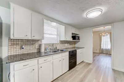 3334 Spring Valley Road, Houston, TX 77080 - Photo 13