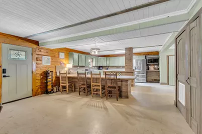 245 Pr 8368, Spurger, TX 77660 - Photo 11