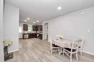 24718 Russet Bluff Trl, Houston, TX 77336 - Photo 7