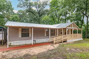 121 Circle Oak Dr, Point Blank, TX 77364 - Photo 1