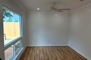 13043 Bacard Ln, Houston, TX 77099 - Photo 17