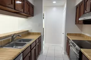 13043 Bacard Ln, Houston, TX 77099 - Photo 7