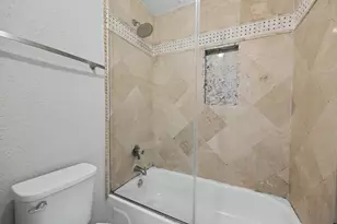 18511 Egret Bay Blvd, Webster, TX 77058 - Photo 17