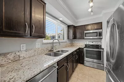 18511 Egret Bay Boulevard #511, Webster, TX 77058 - Photo 11