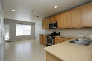 718 Sun Lodge Dr, Houston, TX 77073 - Photo 5