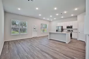 1410 Glen Oaks Dr, Conroe, TX 77385 - Photo 5