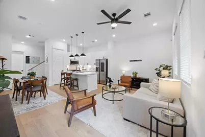 324 Neyland Street, Houston, TX 77022 - Photo 9