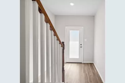 800 N Thompson Street, Conroe, TX 77301 - Photo 3