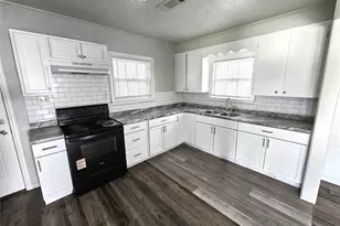 806 17th Ave N, Texas City, TX 77590 - Photo 5