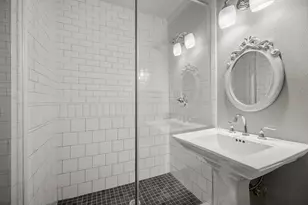 829 E 27th St, Houston, TX 77009 - Photo 27
