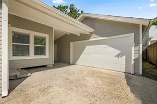 829 E 27th St, Houston, TX 77009 - Photo 31