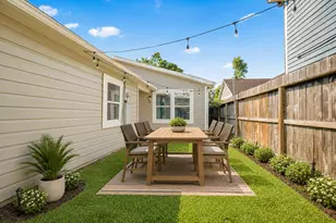 829 E 27th St, Houston, TX 77009 - Photo 3