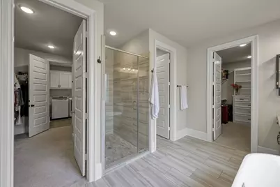 531 Woodsy Pine Court, Conroe, TX 77304 - Photo 25