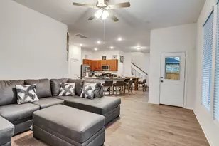 410 Magnolia St, Richwood, TX 77531 - Photo 11