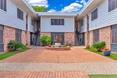 2011 Marshall Street #12, Houston, TX 77098 - Photo 5