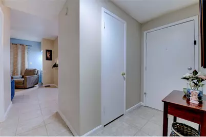 2300 Augusta Drive #29, Houston, TX 77057 - Photo 3