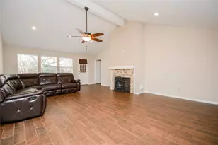 19635 Westbridge Ln, Spring, TX 77379 - Photo 5