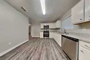 18623 Singing Woods Dr, Humble, TX 77346 - Photo 5