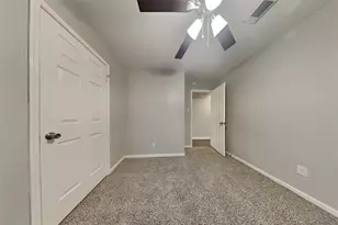 18623 Singing Woods Dr, Humble, TX 77346 - Photo 11