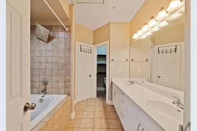 1616 Elgin Street #11, Houston, TX 77004 - Photo 9