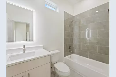 227 Noras Lane #A, Houston, TX 77022 - Photo 15