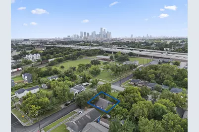 3207 Sumpter Street, Houston, TX 77026 - Photo 1