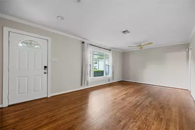 2210 Nina Lee Lane, Houston, TX 77018 - Photo 3