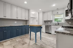 2210 Nina Lee Ln, Houston, TX 77018 - Photo 9