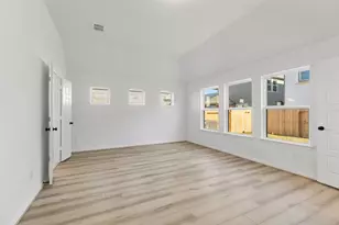 2127 Villa Bella Ln, Friendswood, TX 77546 - Photo 23