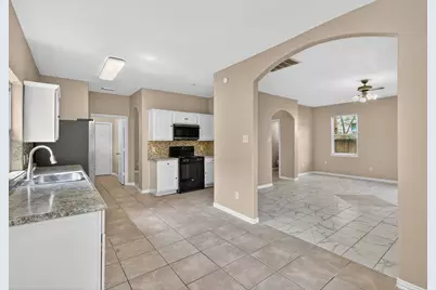 3215 Sapphire Star Drive, Houston, TX 77082 - Photo 15