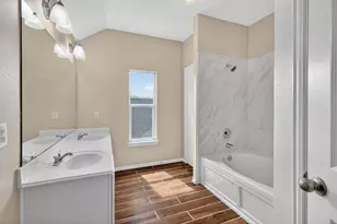 3215 Sapphire Star Dr, Houston, TX 77082 - Photo 29