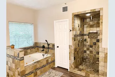 10923 Hickory Tree Court, Houston, TX 77065 - Photo 13