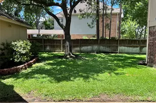 10923 Hickory Tree Ct, Houston, TX 77065 - Photo 25