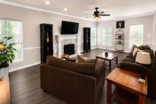 10923 Hickory Tree Ct, Houston, TX 77065 - Photo 7